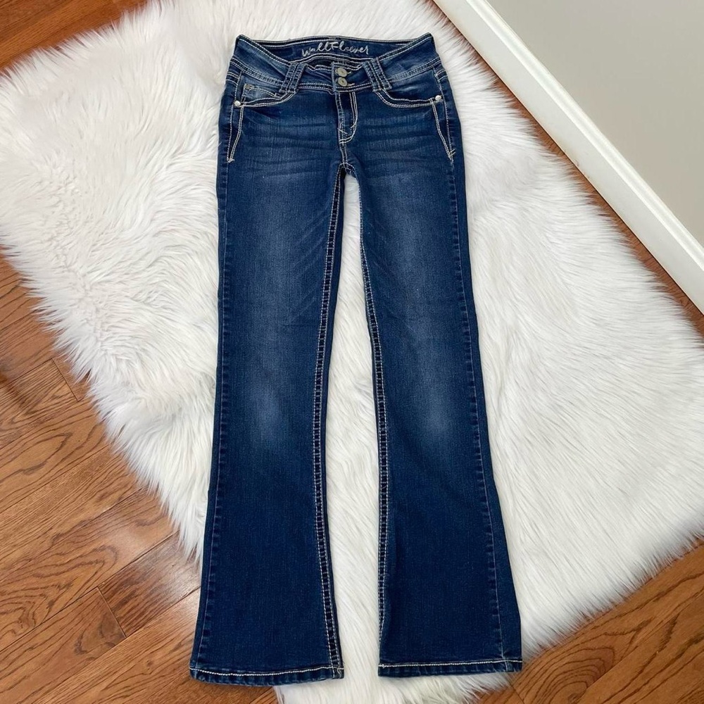 Vintage Y2K flare jeans 💗 by Wallflower